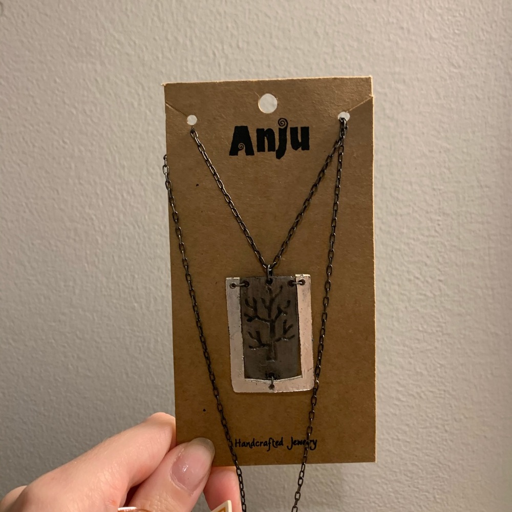 NWT Pewter Tree Necklace
